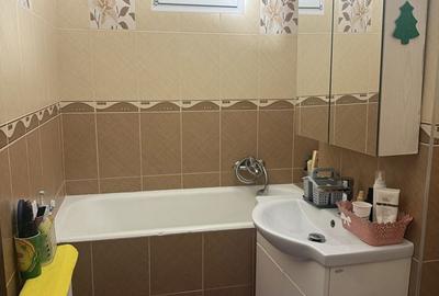 Apartament cu 2 camere semidecomandat în Micro 16 - 3
