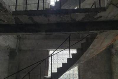 Casă cu 6 camere cu Teren 461 Mp în Central - 6