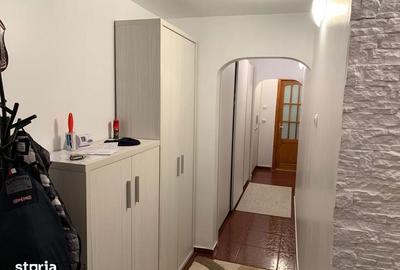 Apartament cu 3 camere decomandat în Central - 9