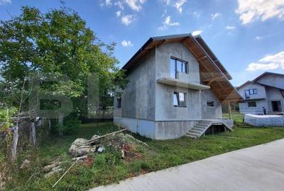 Casa individuala, 162 mp utili, 440 mp teren, zona Barnova - 2