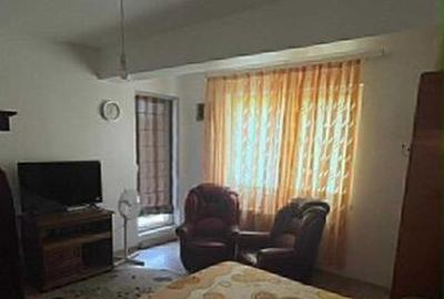 Garsonieră, mobilată în Brâncoveanu - 2