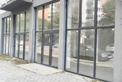 Spațiu comercial, de 72 mp, în Decebal - 5