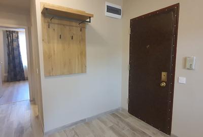 Inchiriez apartament de 3 camere situat central-G-ral Magheru, etaj 1 - 10