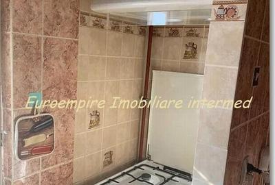 Apartament cu 3 camere decomandat în Dacia - 8