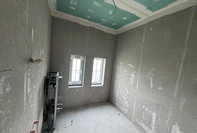 Casă cu 5 camere cu Teren 575 Mp în Moșnița Nouă - 2
