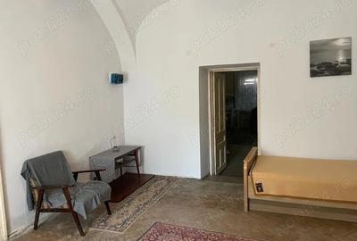 Vand apartament la casa ultracentral - 1