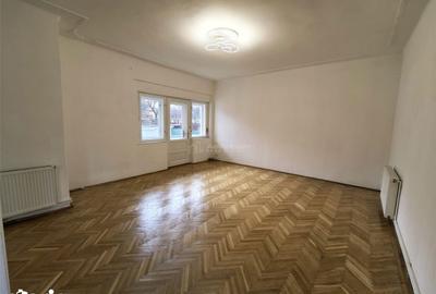 Casă cu 4 camere cu Canalizare în Ultracentral - 14