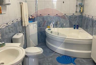 DE VANZARE Vila de vacanta in Pucioasa /Dambovita - 27