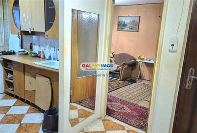 Apartament cu 3 camere decomandat în Fizicienilor - 3
