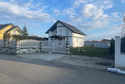 Casă cu 4 camere în Central - 3
