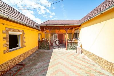 Casă individuală cu 10 camere cu Canalizare în Central - 2