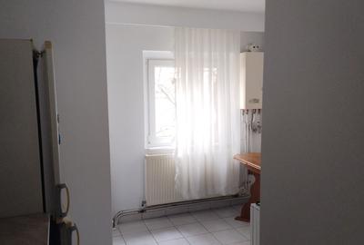 Garsoniera de inchiriat - 2