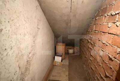 Apartament cu 4 camere decomandat în Dâmbu Pietros