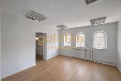 Casă individuală cu 18 camere cu Canalizare în Aviatorilor - 22