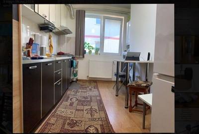 Decomandat,etaj 1,boxa,parcare privata, terasa,vedere Tampa,Tractorul,Brasov. - 2