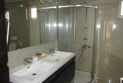 Casă cu 6 camere cu Teren 850 Mp în Ultracentral - 5