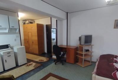 Inchiriere garsoniera Ploiesti, zona Democratiei. - 1