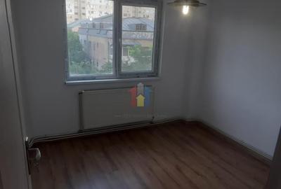 Apartament cu 2 camere semidecomandat în Viziru 3 - 5