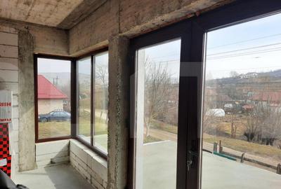 De vanzare casa individuala,135 mp utili, 1553 mp teren - 12