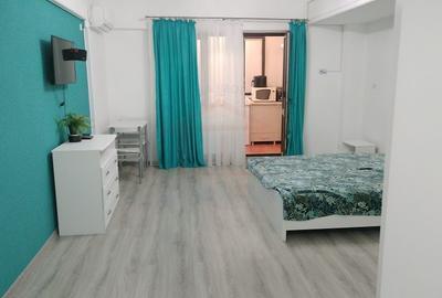 Garsonieră decomandată, mobilată în Bd. Coșbuc - 1