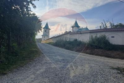 Casă de vânzare, 3 camere, langa manastirea Runc - 5
