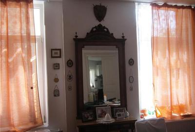 Casă cu 3 camere în Central - 5