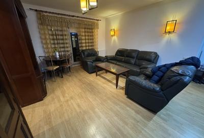 Apartament cu 3 camere semidecomandat, mobilat în Gorjului