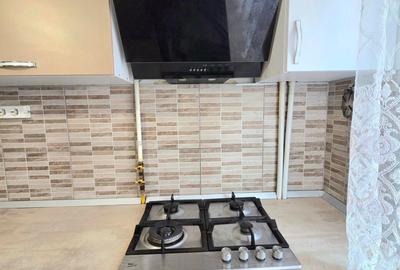 Apartament cu 3 camere în Tomis III - 12