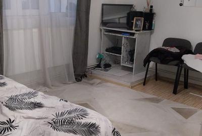 Casă cu 4 camere în Central - 2