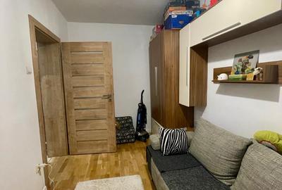 Apartament cu 3 camere semidecomandat în Grigorescu - 2