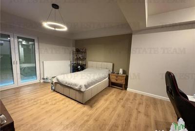 Apartament cu 3 camere decomandat în Central - 9
