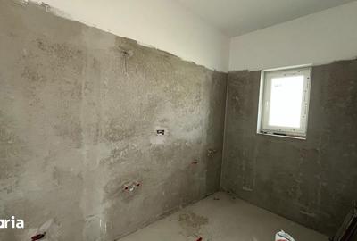 Casă cu 3 camere cu Teren 340 Mp în Moșnița Nouă - 1