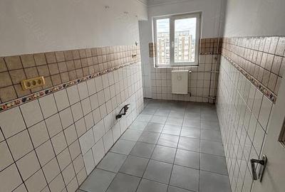 Apartament cu 3 camere decomandat în Aurel Vlaicu - 3