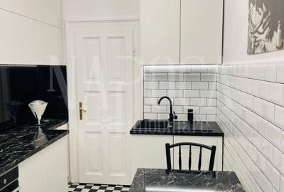 Apartament cu 3 camere semidecomandat în Central - 5