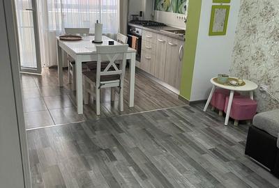 Apartament cu 3 camere decomandat în Central - 3