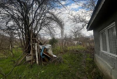 Casă cu 2 camere în Terchești - 1