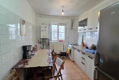 Apartament cu 2 camere decomandat, mobilat în Colentina - 6