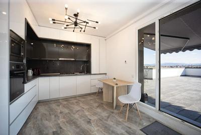 Apartament deosebit cu terasă panoramică - Sanpetru, Str. Sfinții Constantin - 1
