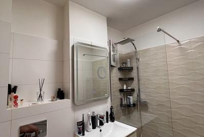 Apartament cu 2 camere decomandat în Republicii - 3