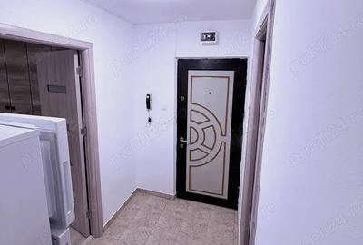 Garsoniera spa?ioasa ?i complet renovata Zona Liceul Teoretic Ion Barbu - 4