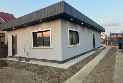 Casă cu Teren 500 Mp în Central - 2