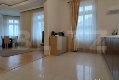 Apartament cu 3 camere decomandat în Neptun - 2
