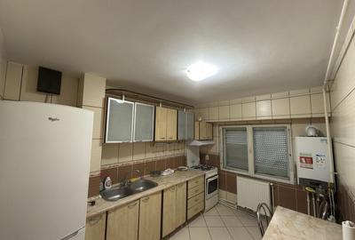 Apartament cu 3 camere decomandat în Central - 9