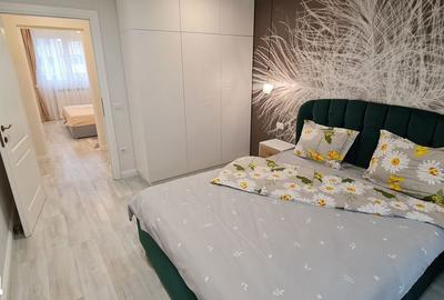 Apartament cu 3 camere semidecomandat în Policlinica - 9
