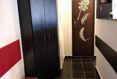 Mc Donald's Colentina, Str. Rascoala - 2