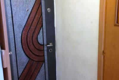 Apartament cu 3 camere semidecomandat, mobilat în Berceni - 17