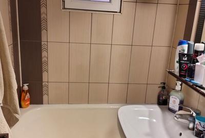 Apartament cu 3 camere semidecomandat în Central - 3