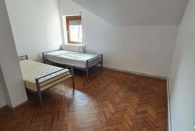 Proprietar Inchiriez casa pentru muncitori in zona Aradului - 9