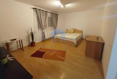 Garsonieră decomandată, mobilată în Între Lacuri - 1