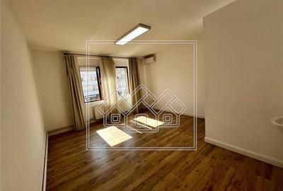 Spatiu comercial de 55 mpu - etajul 2 - Zona centrala - 6
